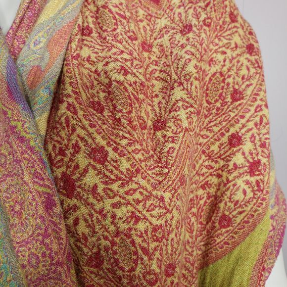 Very Colorful & Versatile Paisley Print 71" x 17" Scarf with 2.5" Tassels - Picture 10 of 16